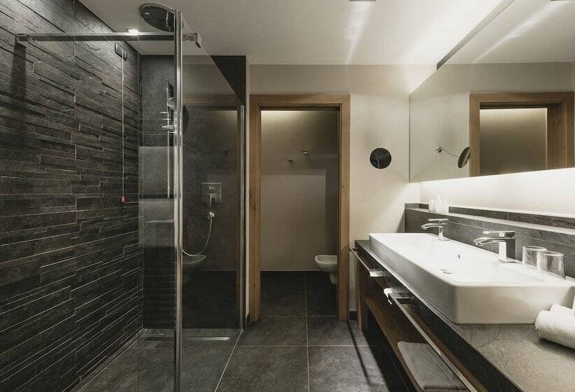 سوییت جونیور, Eco & Wellness Boutique Hotel Sonne