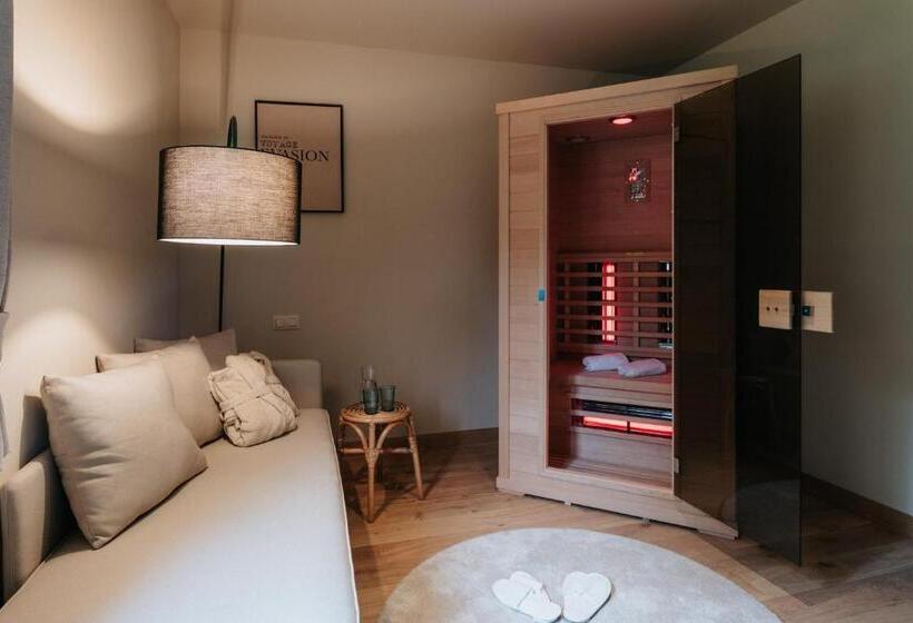 Номер Deluxe с Балконом, La Merveilleuse By Infiniti Hôtel
