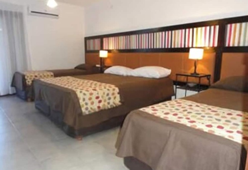 スタンダード４人部屋, Munay Hotel Cafayate