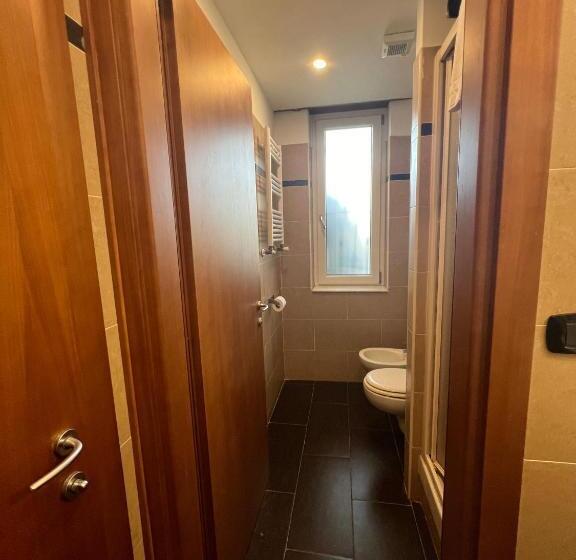 اتاق استاندارد سه نفره, Residence Sestriere