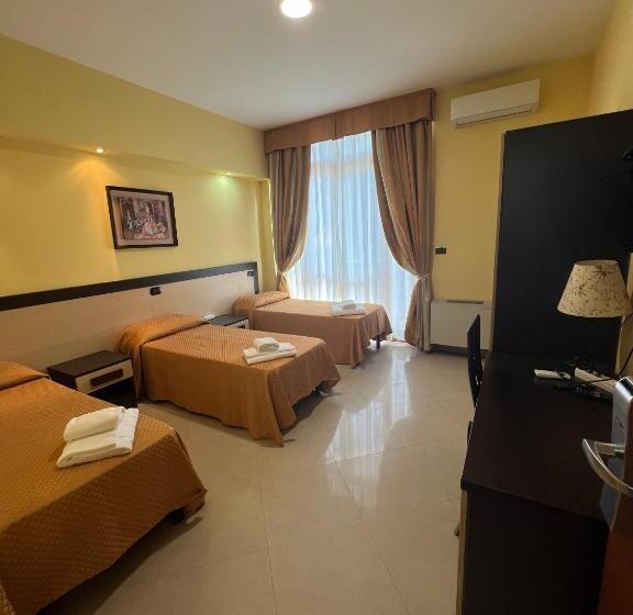 اتاق استاندارد سه نفره, Residence Sestriere