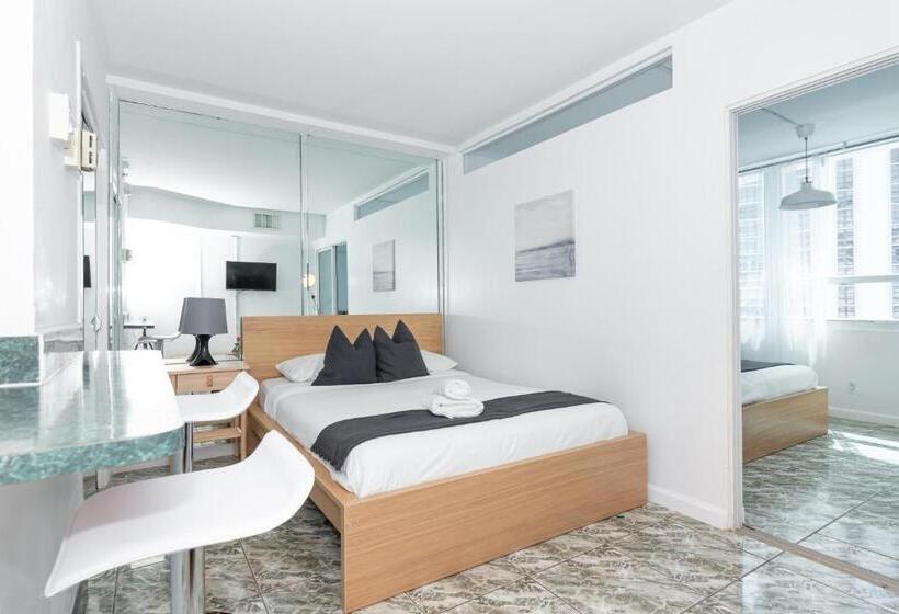 استودیوی سوپریور, Girasole Rentals