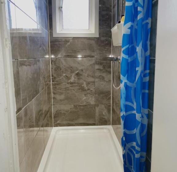 חדר אקונומי, City Budget Guesthouse