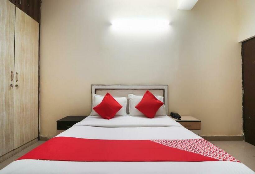 اتاق استاندارد, Oyo 64749 Royal Residency