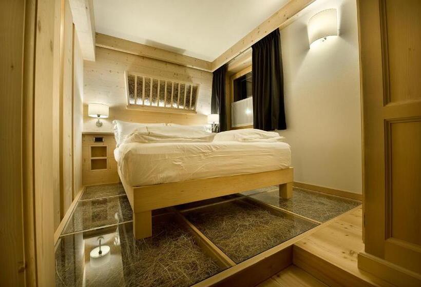 Номер Deluxe с Балконом, Alpen Hotel Chalet