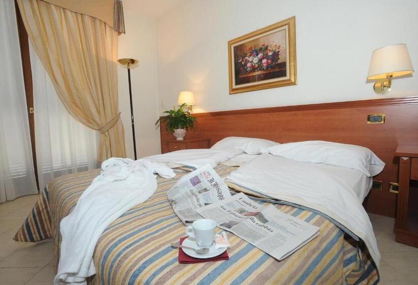 اتاق استاندارد, Grand Hotel Elite