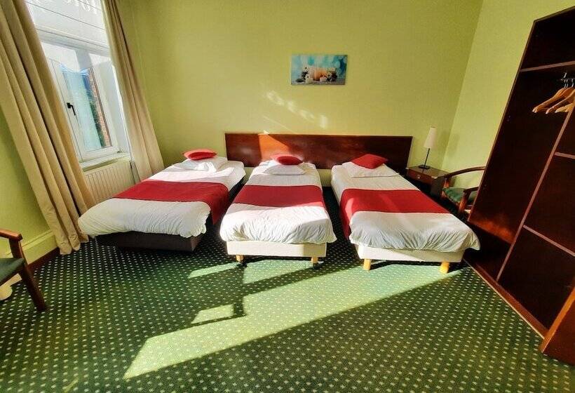 Номер Стандарт Трехместный, Le Monte Cristo
