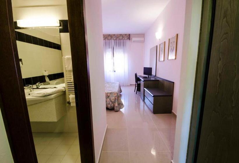 Quarto Estandar, Torre Del Sole