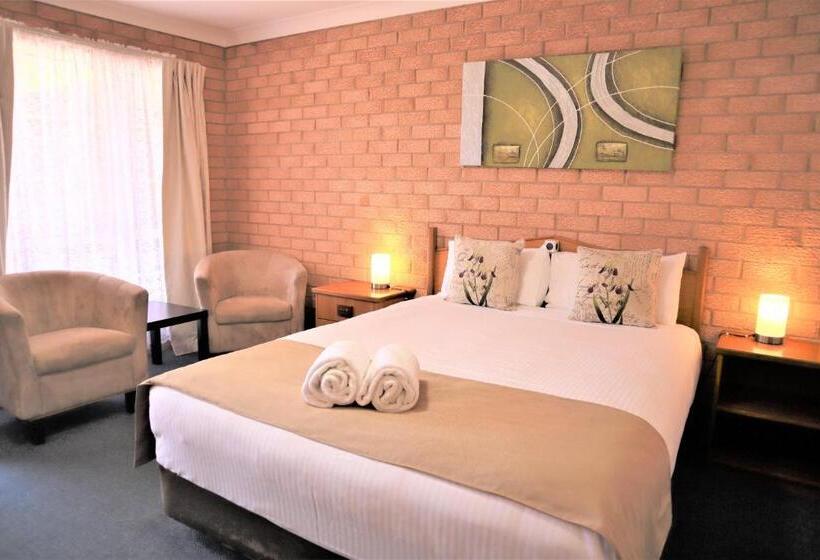 Студио Executive, Golden Chain Aalana Motor Inn