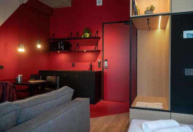 Люкс Повышенной Комфортности, Via Suites