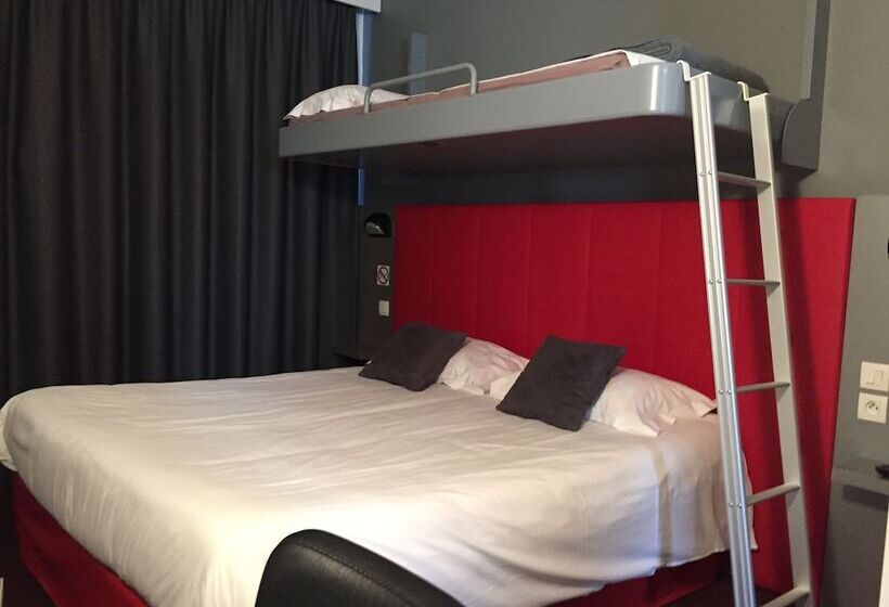 Номер Стандарт Трехместный, Brit Hotel Marvejols