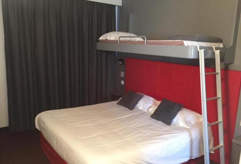 Номер Стандарт Трехместный, Brit Hotel Marvejols