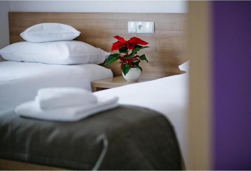 Дом 1 Спальня, Rado Resort Spa & Wellness