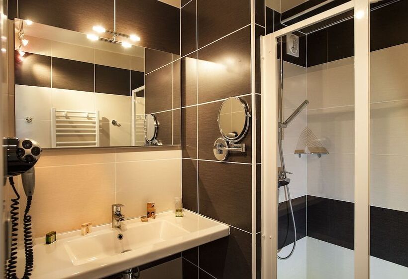 Номер Economy, Hôtel Restaurant Les 2 Rives   Logis Hôtels