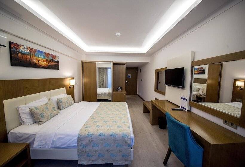 اتاق استاندارد با چشم‌انداز دریا, Yeniceri City