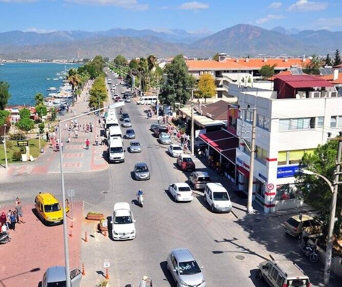 Superior Room with Terrace, Yeniceri City
