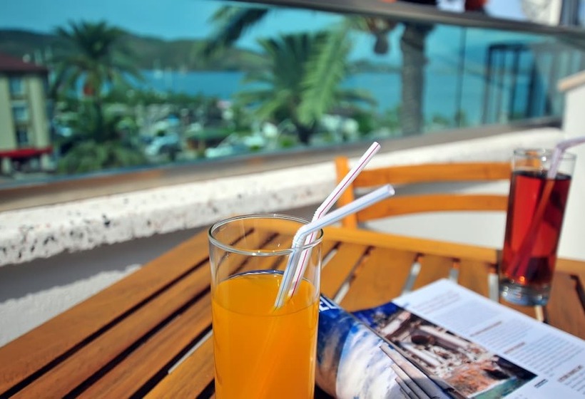Superior Room with Terrace, Yeniceri City