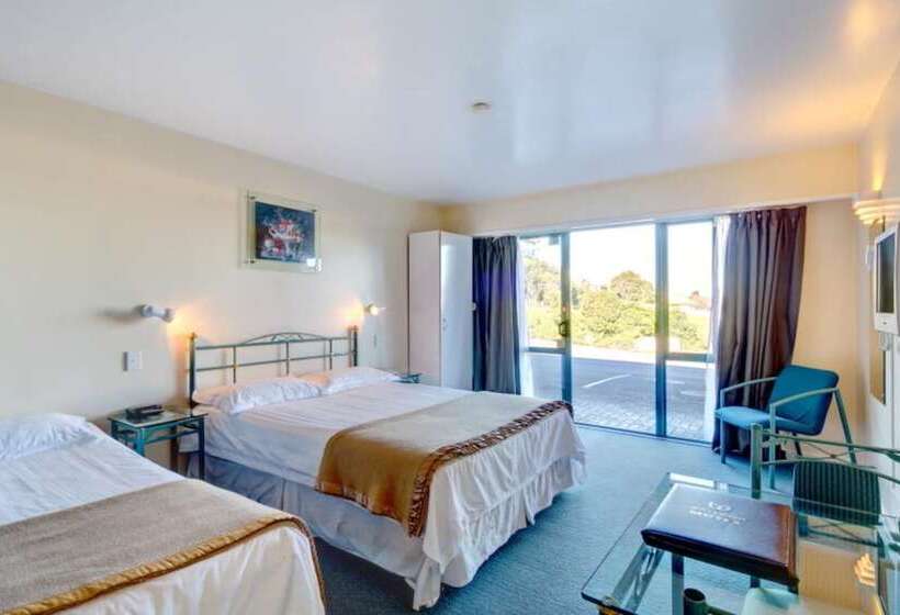 Студия Стандарт, Rayland Motel