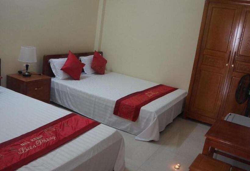 اتاق استاندارد چهار تخته, Bien Phong Hostel
