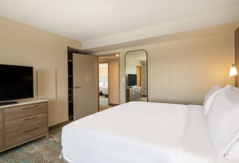 Люкс 2 Спальни, Homewood Suites By Hilton Toledo Downtown