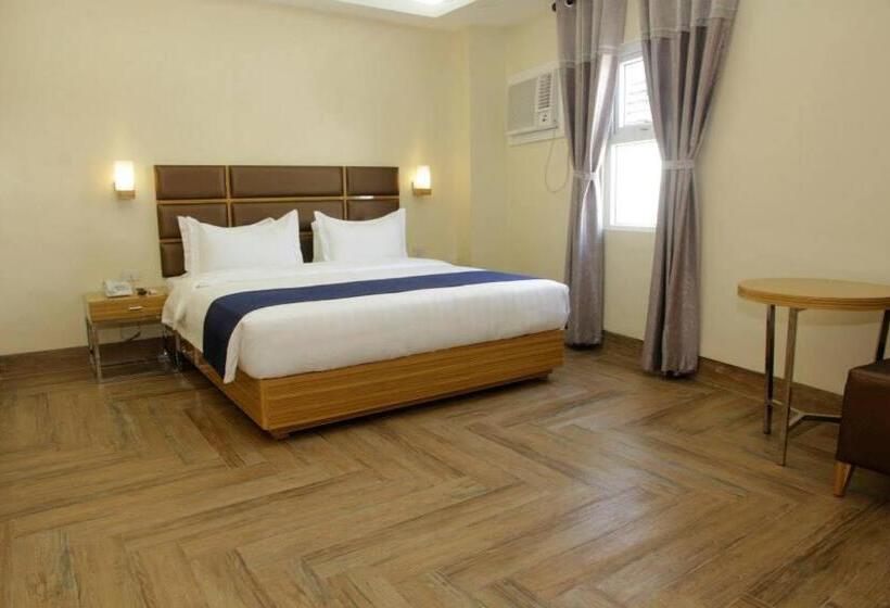 سوییت جونیور, Sun Star Grand