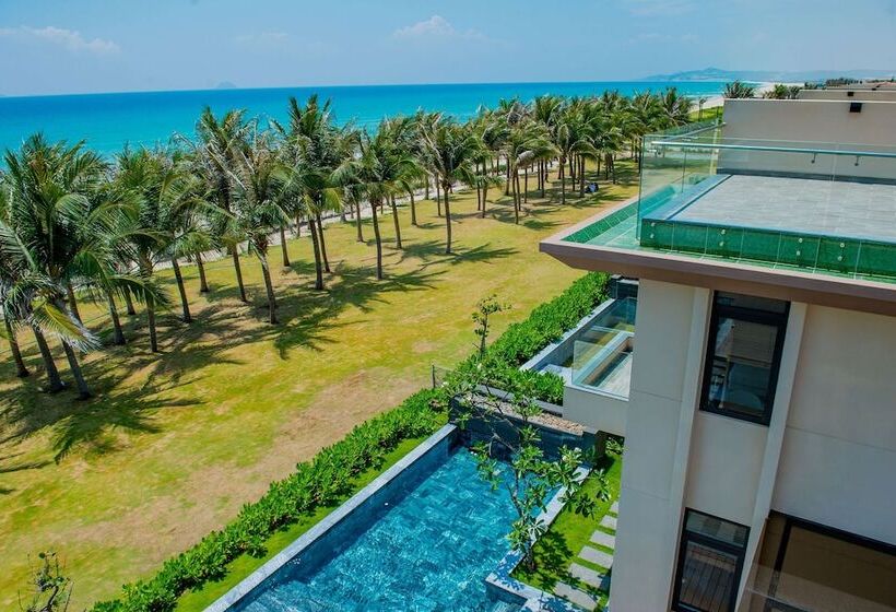 ویلای 3 خوابه با استخر, Wyndham Garden Cam Ranh Resort