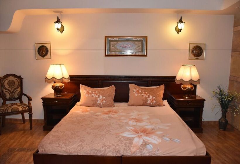 اتاق اکونومی, Boutique Hotel Boris Palace & Restaurant