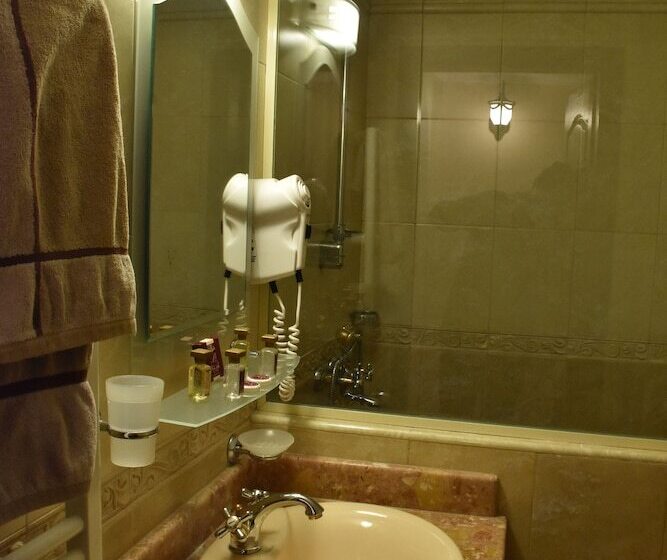 اتاق اکونومی, Boutique Hotel Boris Palace & Restaurant