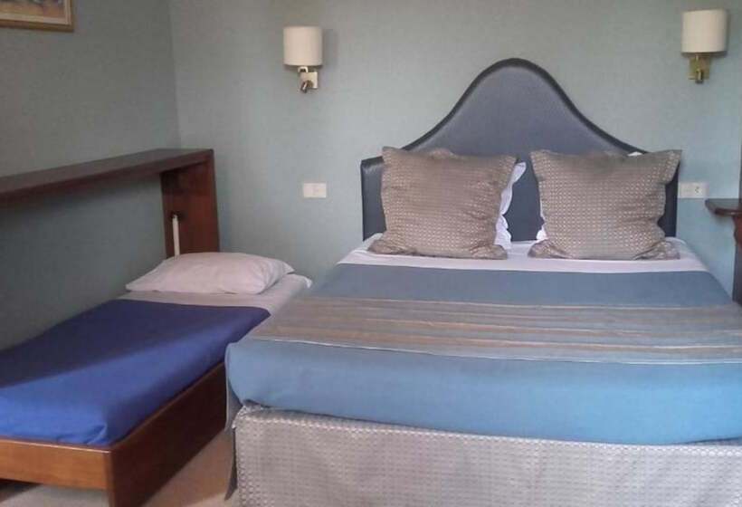 اتاق استاندارد سه نفره, Cit Hotel Sphinx