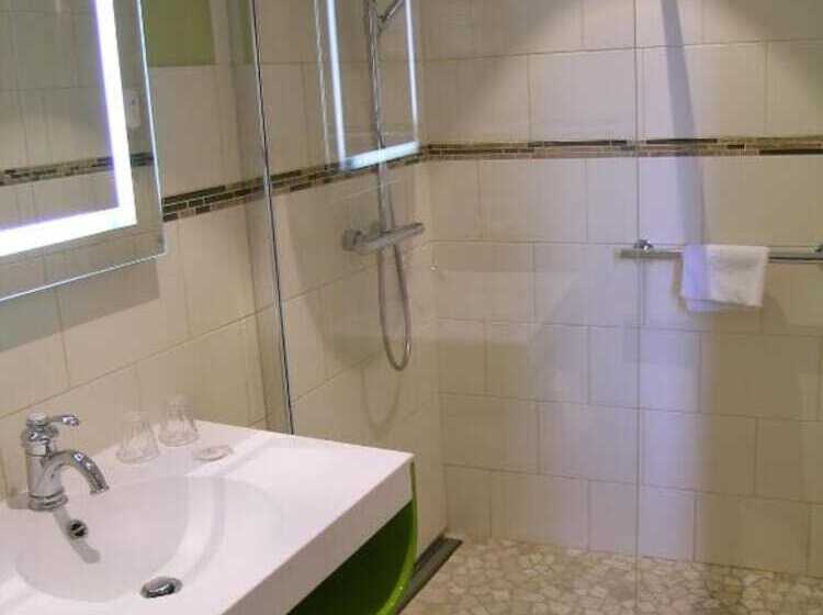 اتاق استاندارد سه نفره, Cit Hotel Sphinx