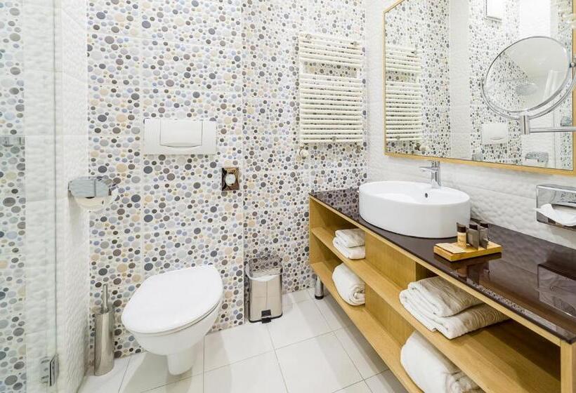 سوییت جونیور, Aquaticum Debrecen Termal & Wellness