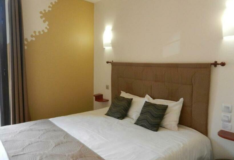 اتاق استاندارد, L Hôtel De Chartres