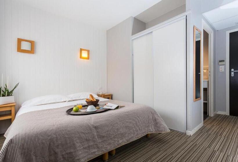 اتاق سوپریور برای معلولان, Logis Hôtel Le Relais