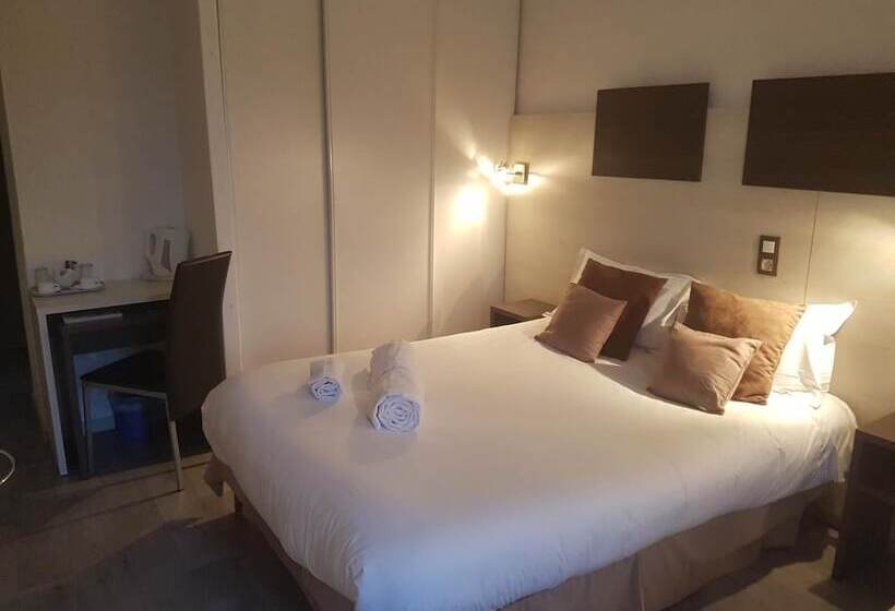 Номер Стандарт, Logis Hôtel Restaurant Les Charmettes