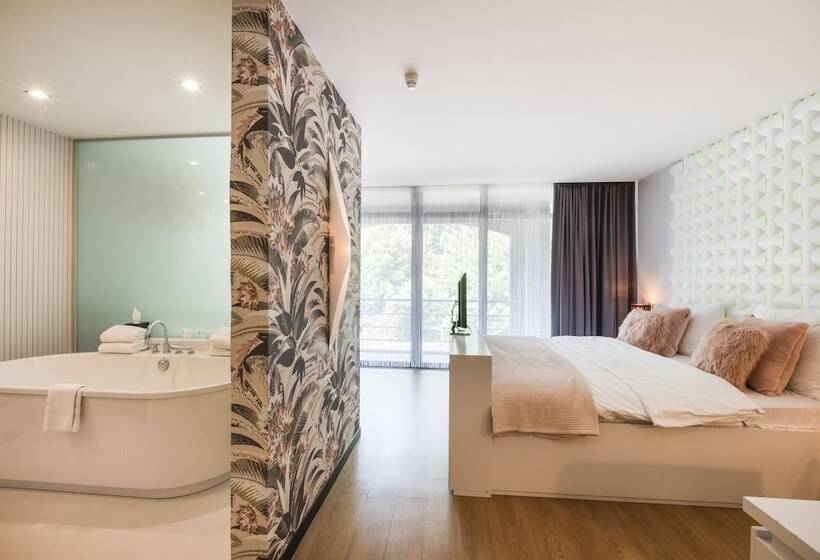 Люкс, Van Der Valk Hotel Beveren