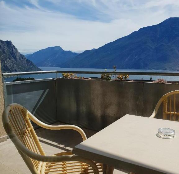 Семейный Номер Deluxe, Village Bazzanega   Montagnoli Group