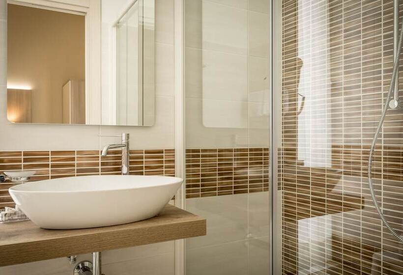 اتاق سوپریور سه تخته, Bel Soggiorno