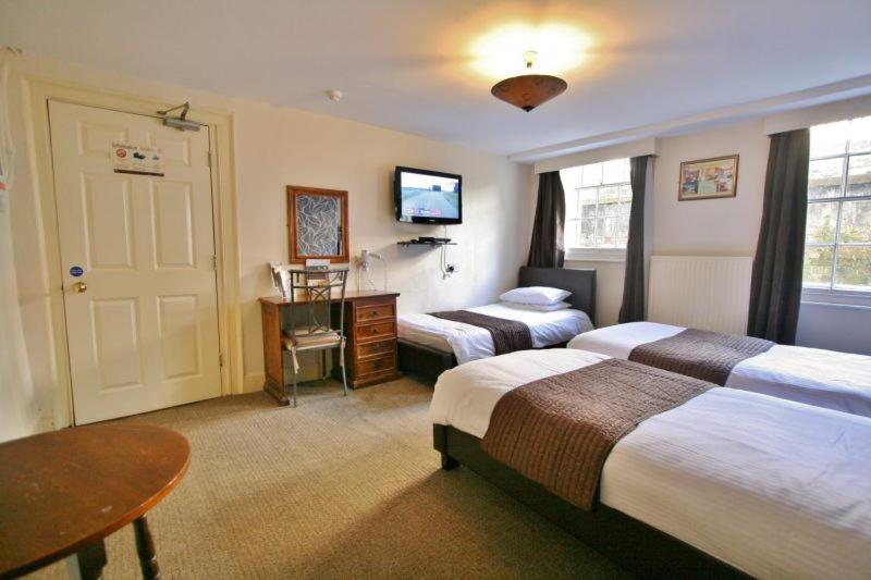 اتاق استاندارد سه نفره, Central Hotel Cheltenham By Roomsbooked