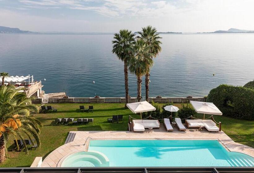 Полулюкс Вид на Озеро, Villa Capri