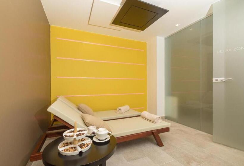 Номер Стандарт с Балконом, Boutique Hotel Esplanade