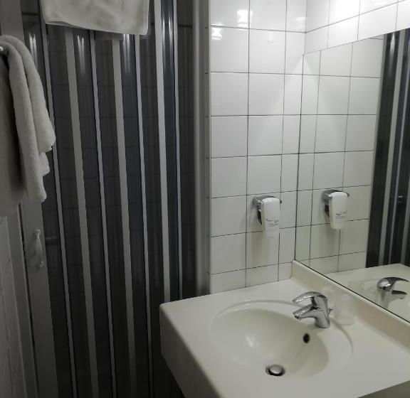 Номер Basic, Du Manoir