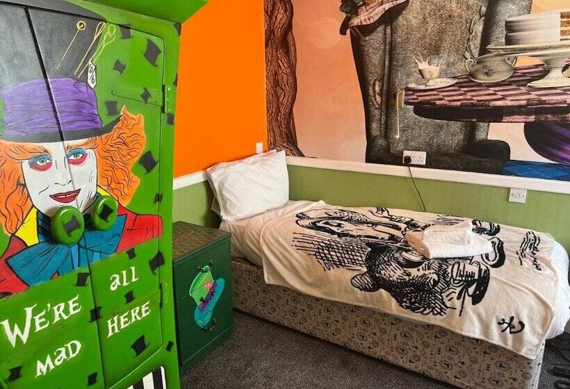 Номер Стандарт, Hatter S