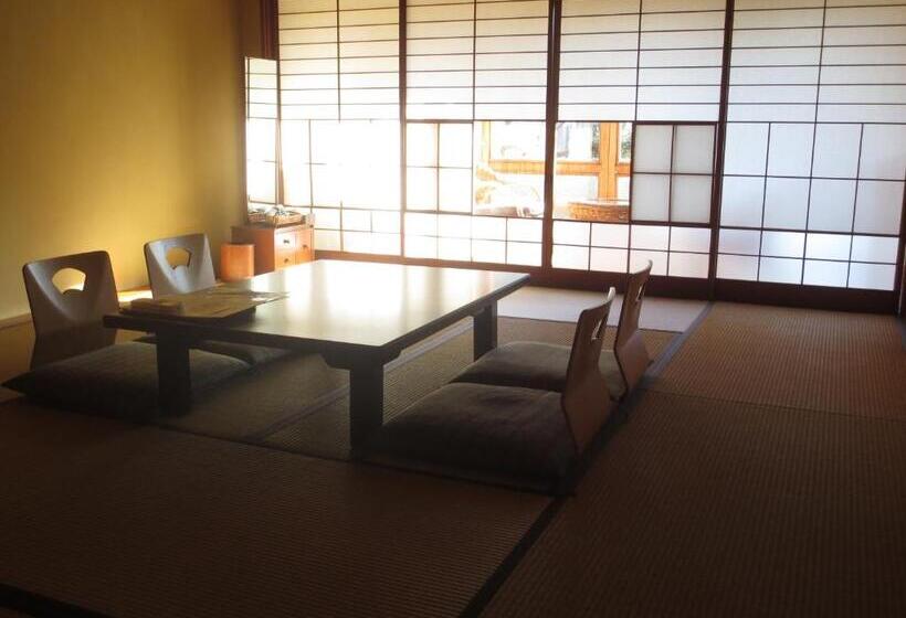 Номер Стандарт Вид на Реку, K S House Ito Onsen  Historical Ryokan Hostel