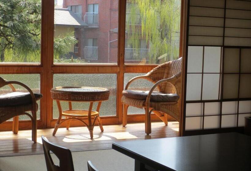 Семейный Номер Совместный Санузел, K S House Ito Onsen  Historical Ryokan Hostel