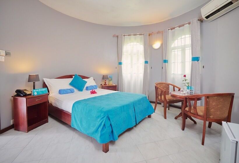 اتاق خانوادگی, Gold Beach Resort