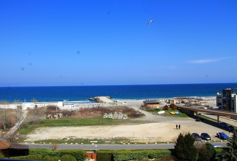 جناح جونيور مطلّ علي البحر, Grand Hotel Pomorie   Medical Spa