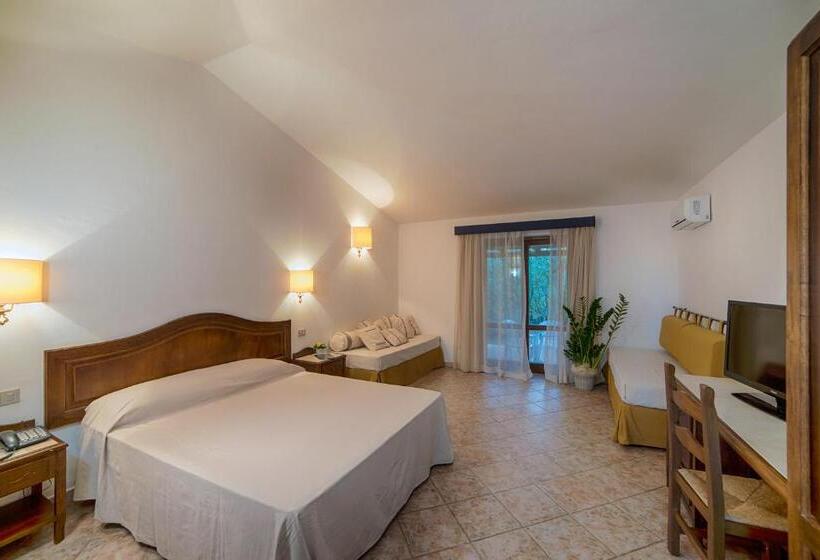 חדר סטנדרט לארבעה, Perdepera Resort