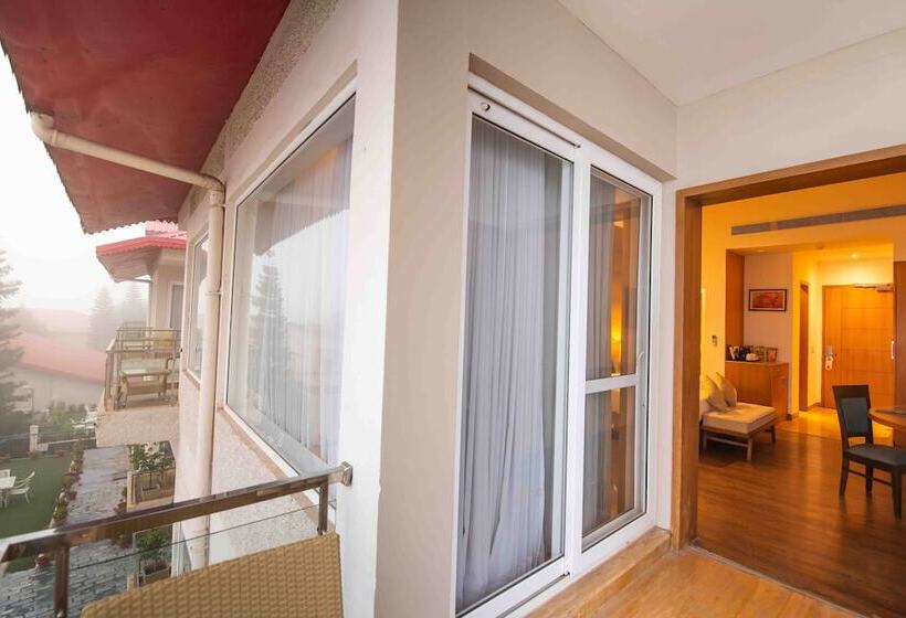 스탠다드 룸, The Fern Surya Resort Kasauli Hills, Dharampur