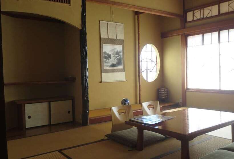 Номер Стандарт Вид на Реку, K S House Ito Onsen  Historical Ryokan Hostel