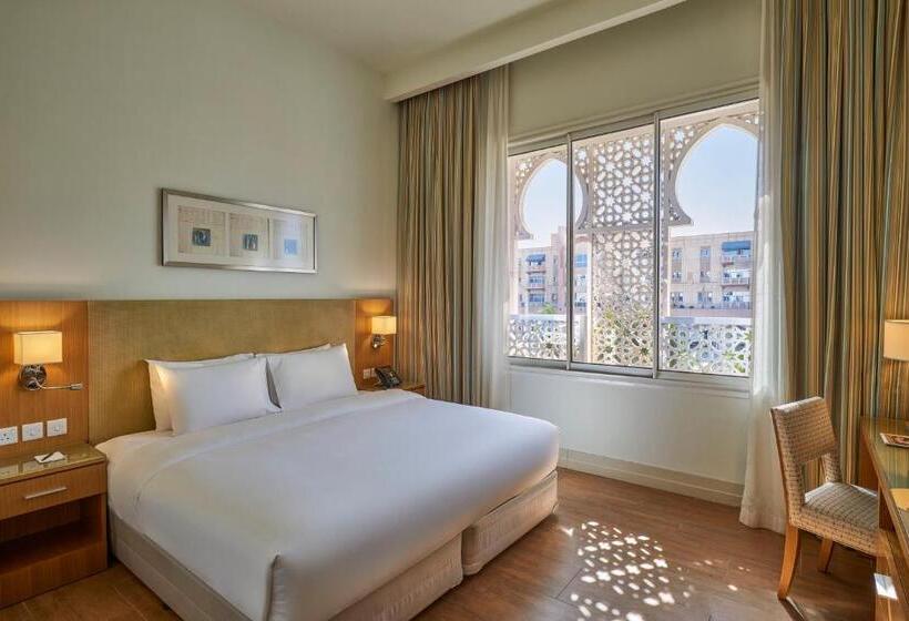 سوئیت اجرایی با چشم‌انداز باغ, Salalah Gardens Hotel Managed by Safir Hotels & Resorts